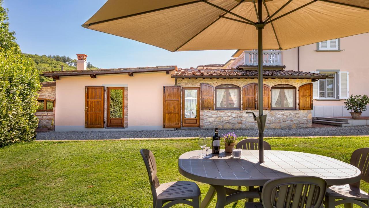Il Cottage Di Patrizia Лукка Екстер'єр фото